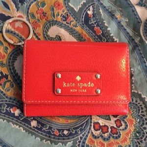 Kate Spade wallet with keychain